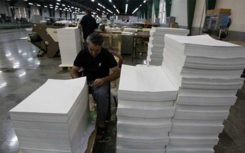 صدور دستور قضائی برای تعیین تکلیف 20هزار تن کاغذ وارداتی