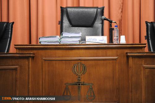 توقیف قسمتی از حقوق کارمندان به مفهوم تقسیط محکوم به نیست توقیف قسمتی از حقوق کارمندان به مفهوم تقسیط محکوم به نیست