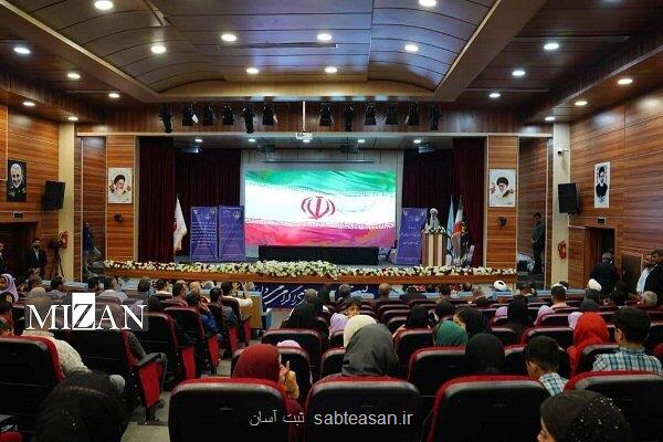 اهدای بسته های حمایتی به دانش آموزان برتر تحت پوشش کمیته امداد