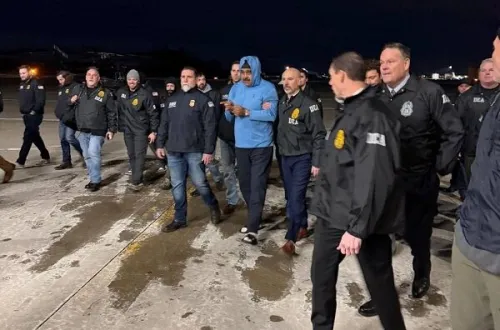 ربایش رئیس دولت قانونی ونزوئلا نقض قوانین بین الملل است؟